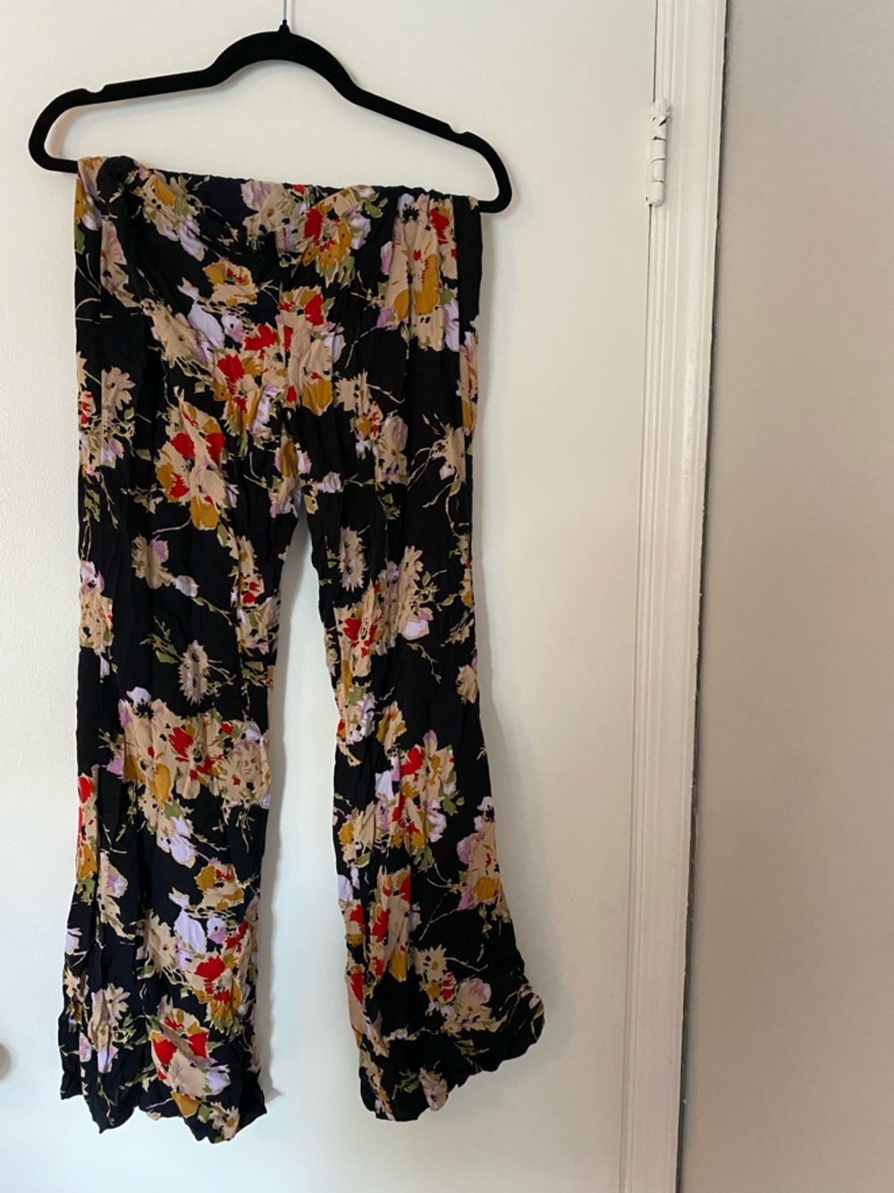Billabong Black Floral Boot Cut Pants